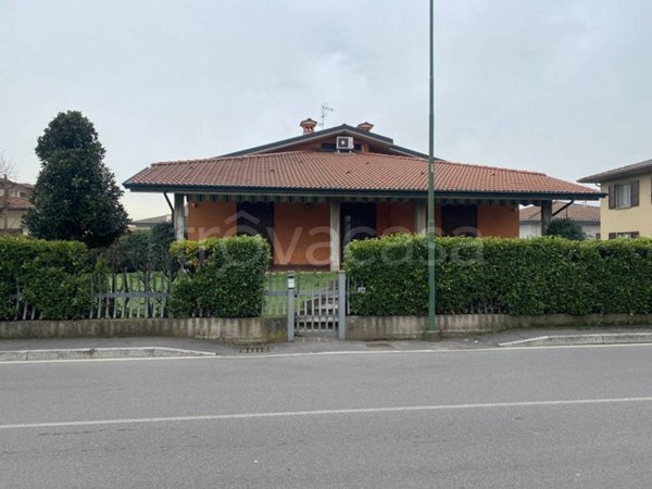casa indipendente in vendita a Castrezzato