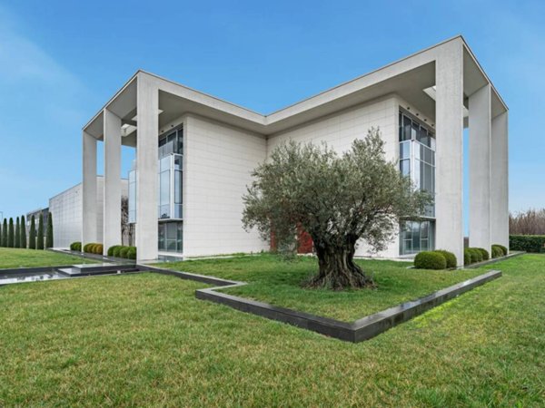 locale commerciale in vendita a Castrezzato