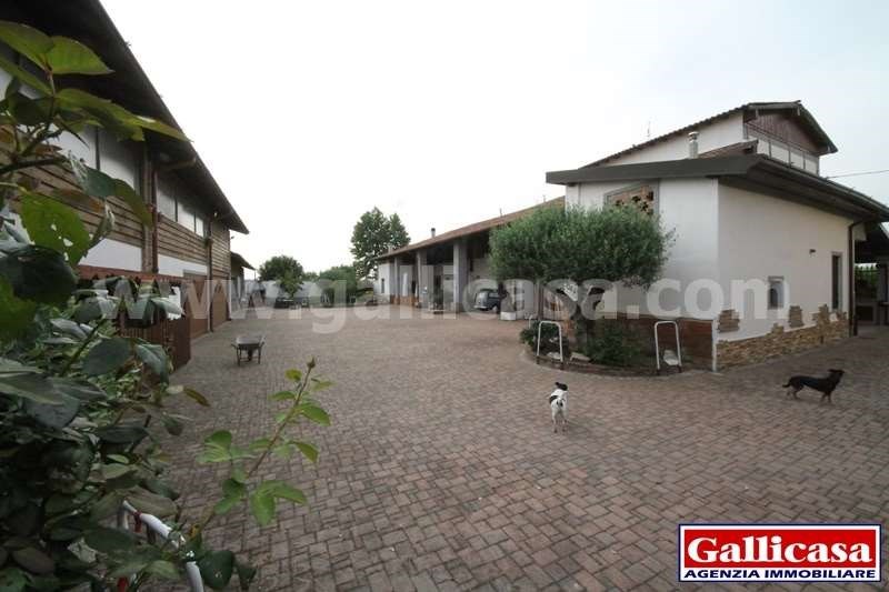 casa indipendente in vendita a Castrezzato