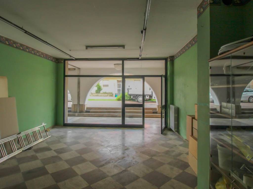 negozio in vendita a Castrezzato