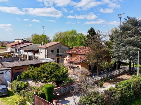 casa indipendente in vendita a Castrezzato