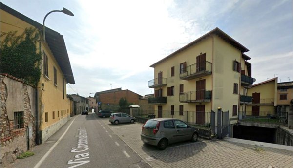 locale commerciale in vendita a Castrezzato
