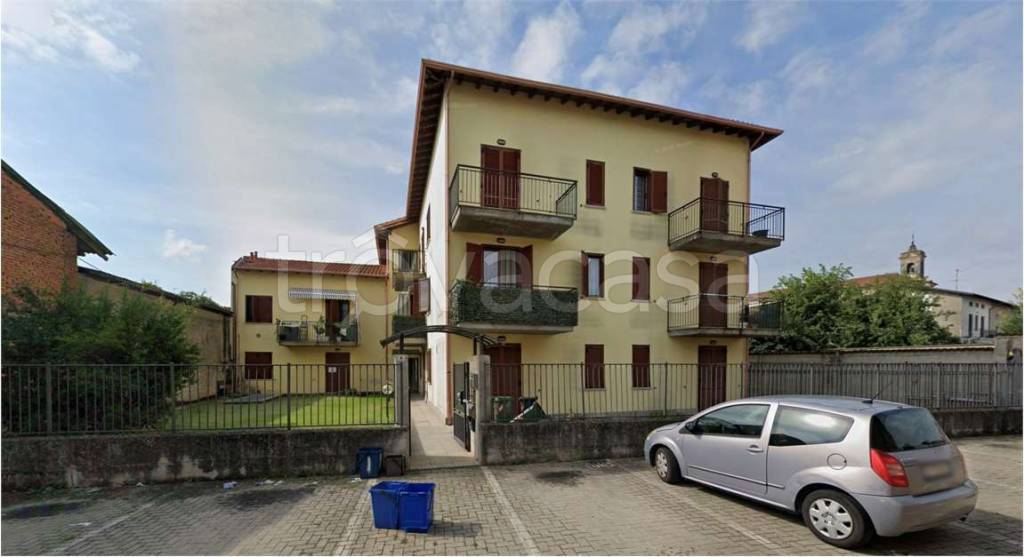 locale commerciale in vendita a Castrezzato