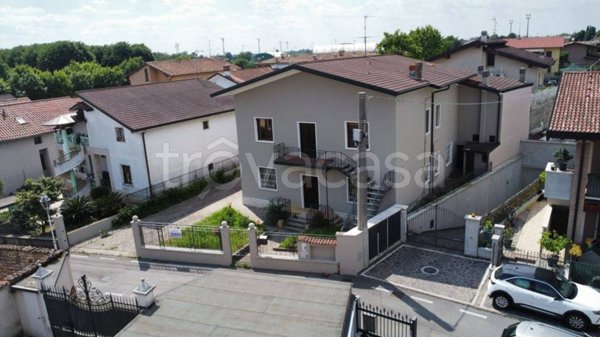 appartamento in vendita a Castrezzato