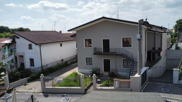 appartamento in vendita a Castrezzato