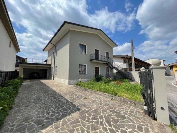 appartamento in vendita a Castrezzato