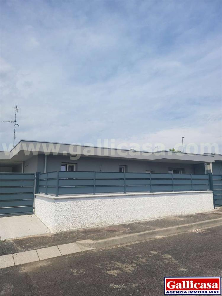 casa indipendente in vendita a Castrezzato