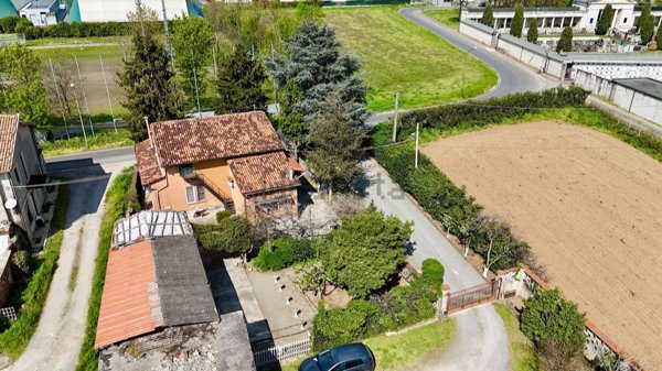 casa indipendente in vendita a Castrezzato
