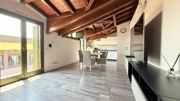 appartamento in vendita a Castrezzato in zona Monticelle