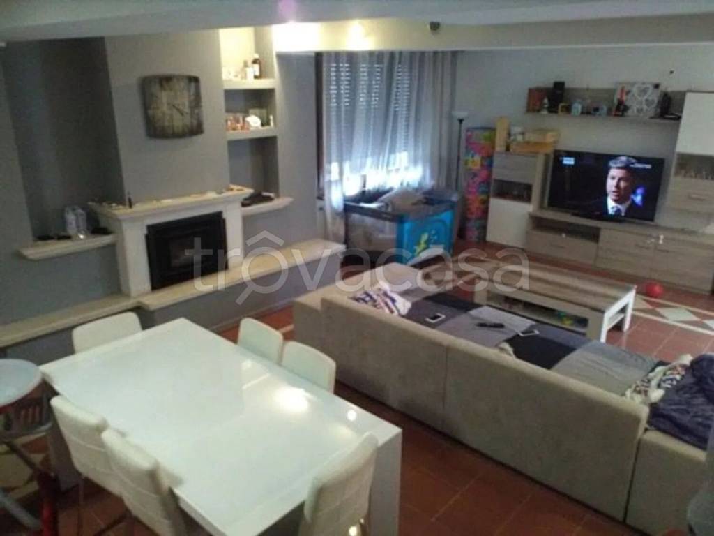 casa indipendente in vendita a Castrezzato