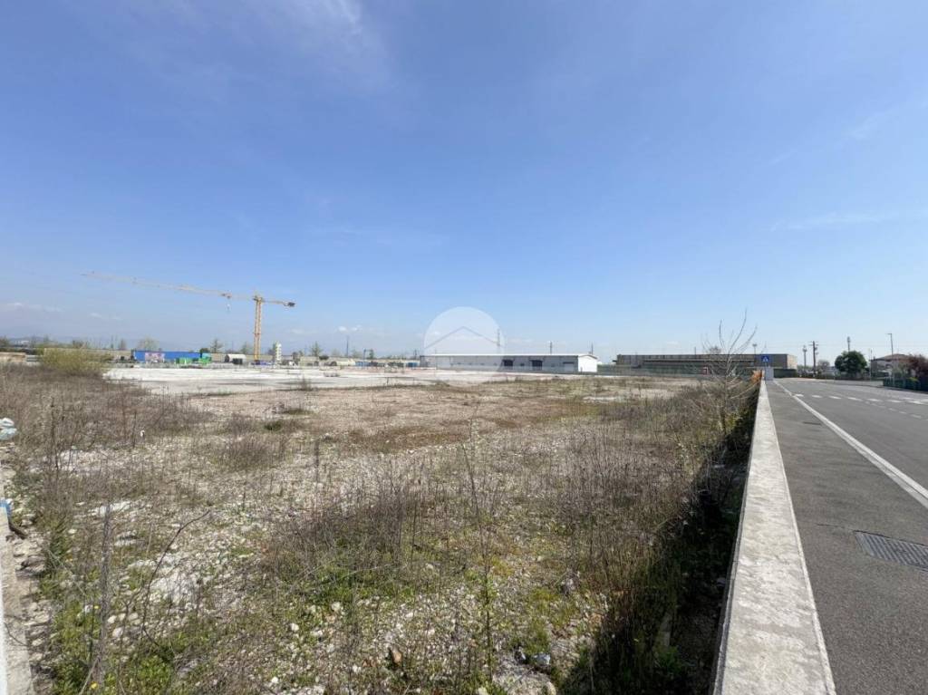 terreno edificabile in vendita a Castrezzato