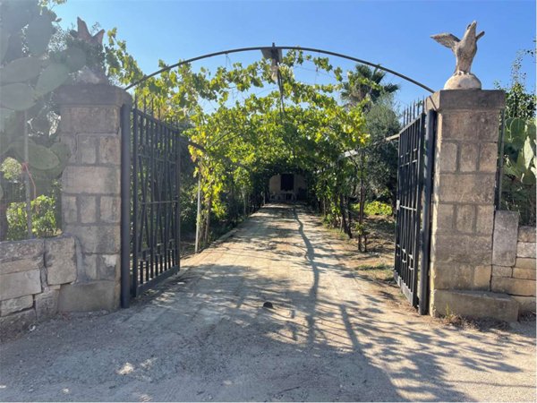 casa indipendente in vendita a Castrezzato in zona Campagna