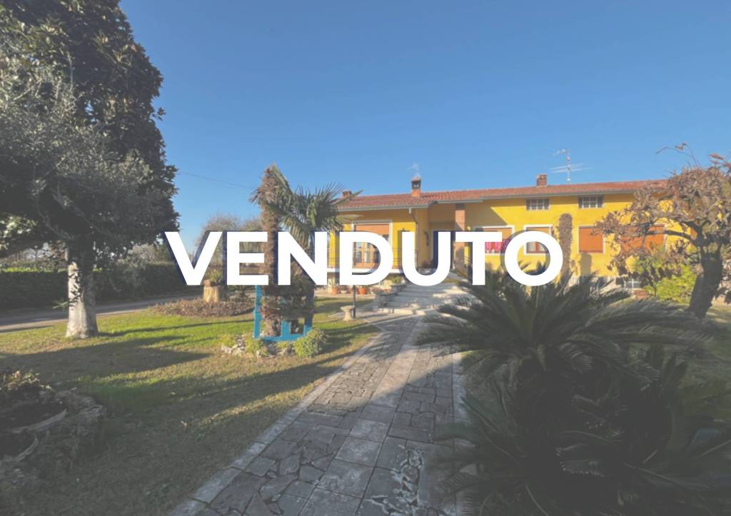 casa indipendente in vendita a Castrezzato