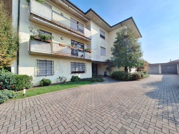 appartamento in vendita a Castrezzato