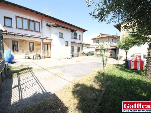casa indipendente in vendita a Castrezzato