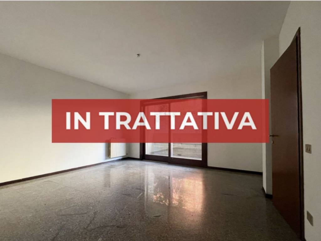appartamento in vendita a Castrezzato in zona Bargnana