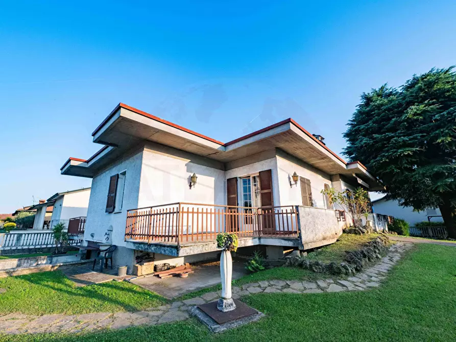 casa indipendente in vendita a Castrezzato in zona Campagna