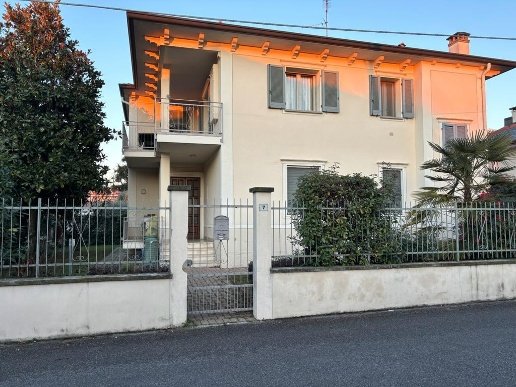 casa indipendente in vendita a Castrezzato