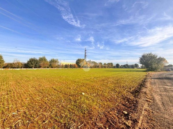 terreno edificabile in vendita a Castrezzato