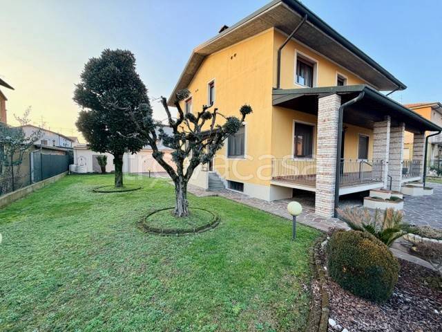 appartamento in vendita a Castrezzato