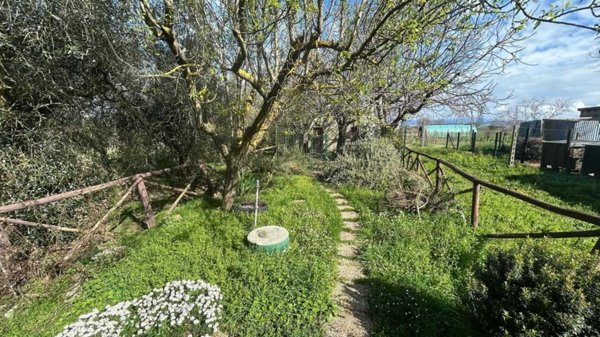 appartamento in vendita a Castrezzato in zona Campagna