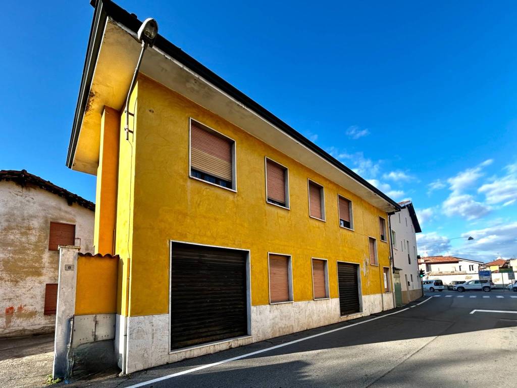 casa indipendente in vendita a Castrezzato