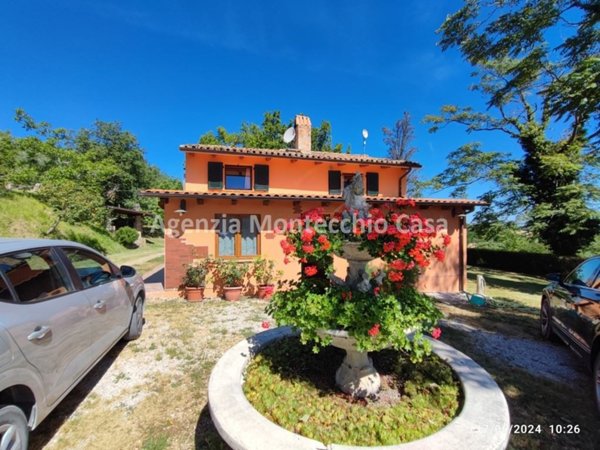 casa indipendente in vendita a Castrezzato in zona Campagna