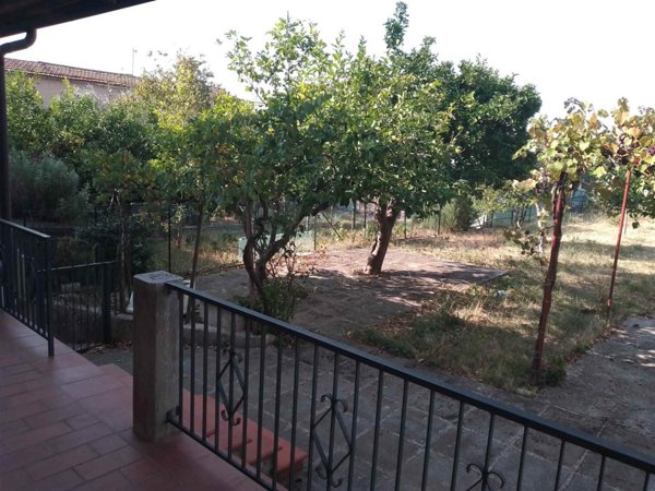 appartamento in vendita a Castrezzato in zona Campagna