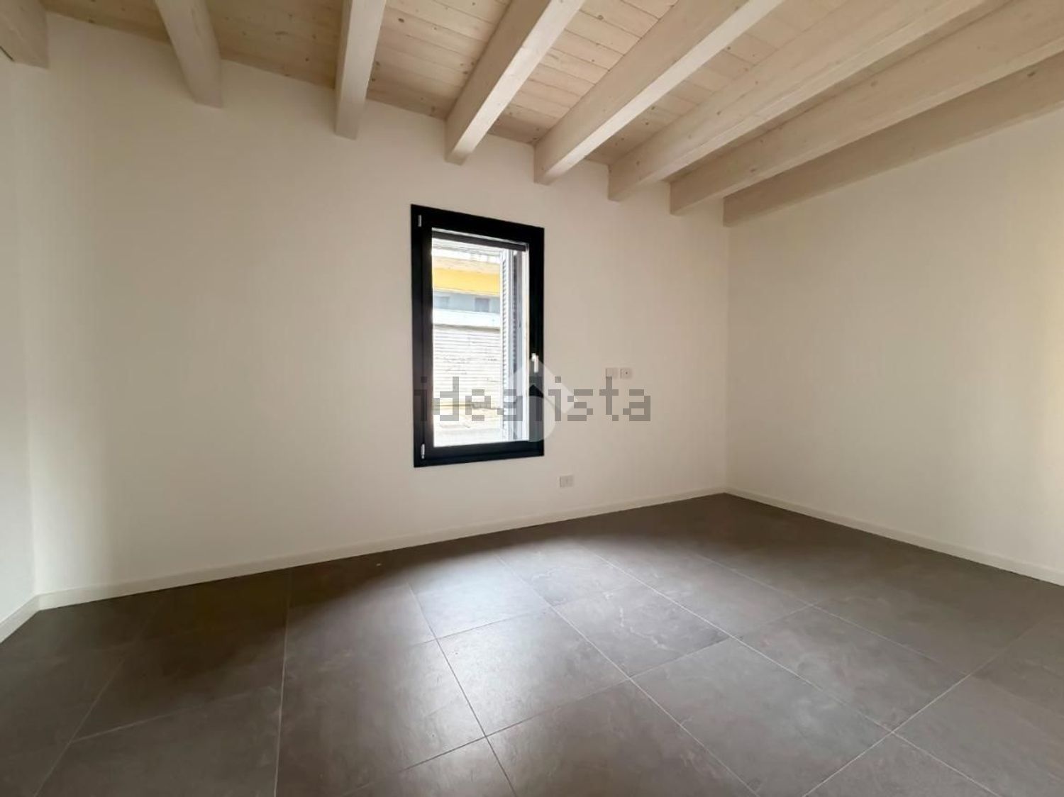 appartamento in vendita a Castrezzato in zona Bargnana