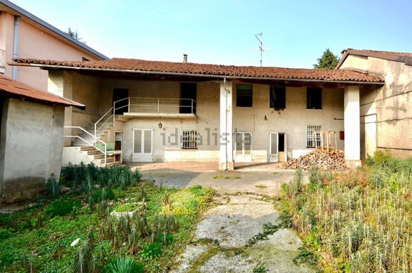 casale in vendita a Castrezzato in zona Bargnana