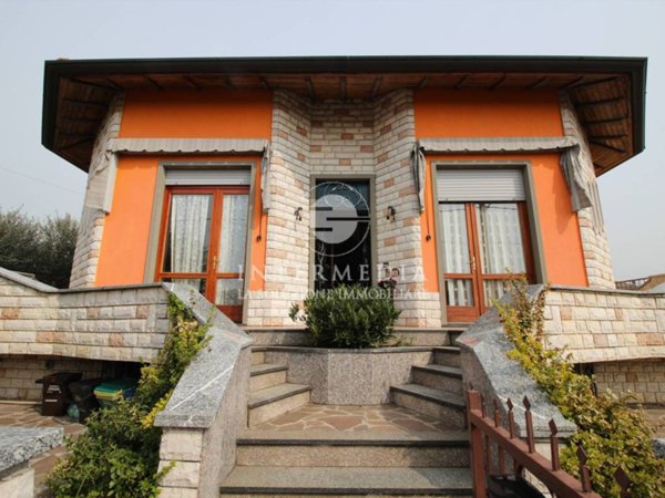 casa indipendente in vendita a Cazzago San Martino in zona Bornato