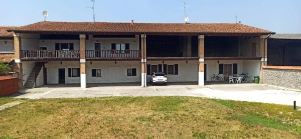 capannone in vendita a Cazzago San Martino