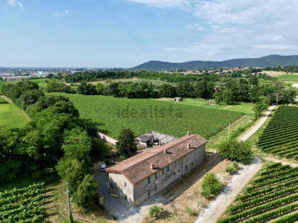 casa indipendente in vendita a Cazzago San Martino