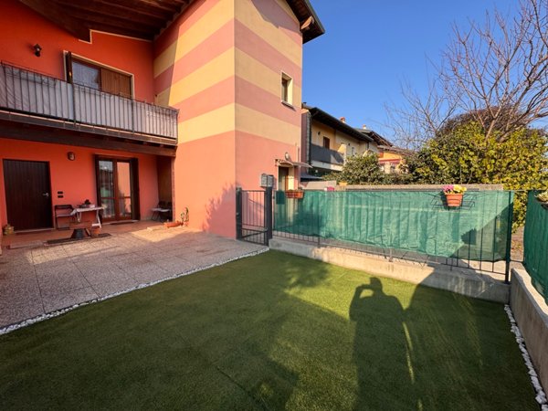 appartamento in vendita a Cazzago San Martino