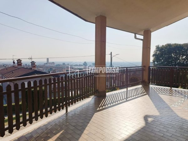 casa indipendente in vendita a Cazzago San Martino