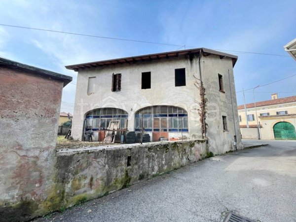casa indipendente in vendita a Cazzago San Martino in zona Bornato