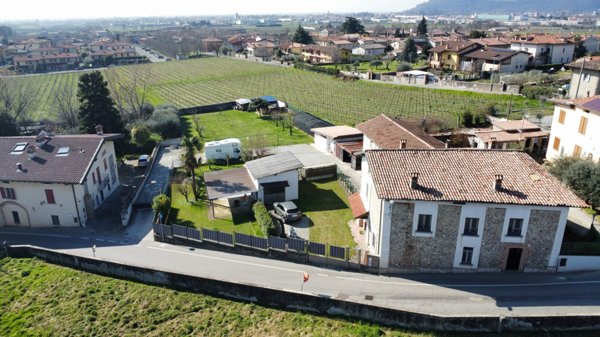 casa indipendente in vendita a Cazzago San Martino