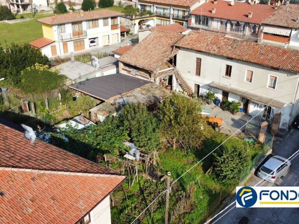 casa indipendente in vendita a Cazzago San Martino in zona Bornato