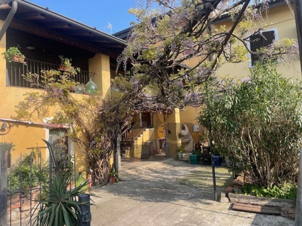 appartamento in vendita a Cazzago San Martino