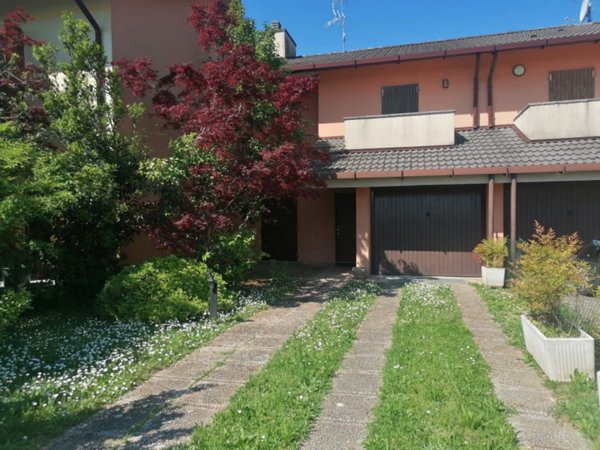 casa indipendente in vendita a Cazzago San Martino
