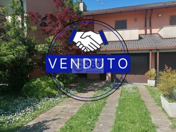 casa indipendente in vendita a Cazzago San Martino in zona Bornato