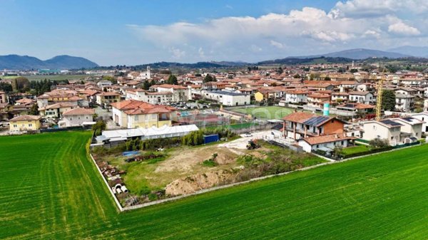 casa indipendente in vendita a Cazzago San Martino in zona Calino