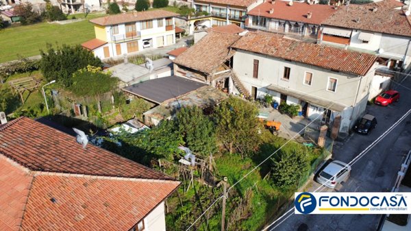 appartamento in vendita a Cazzago San Martino in zona Bornato