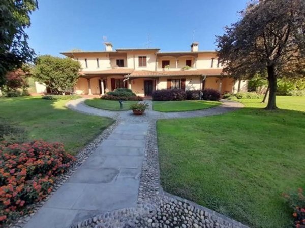 casa indipendente in vendita a Cazzago San Martino
