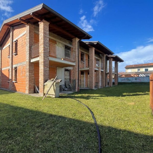 casa indipendente in vendita a Cazzago San Martino