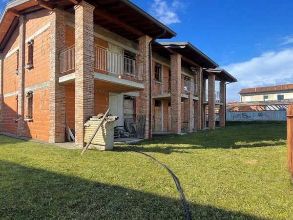 casa indipendente in vendita a Cazzago San Martino