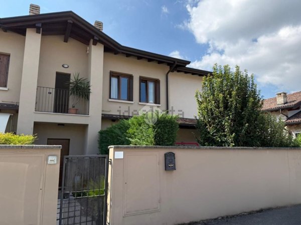 appartamento in vendita a Cazzago San Martino