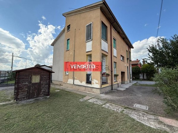 appartamento in vendita a Cazzago San Martino in zona Pedrocca