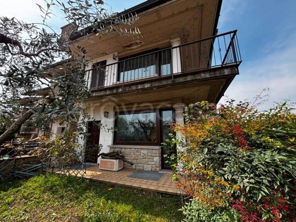 casa indipendente in vendita a Cazzago San Martino in zona Bornato