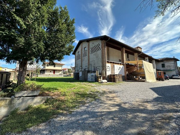 casale in vendita a Cazzago San Martino